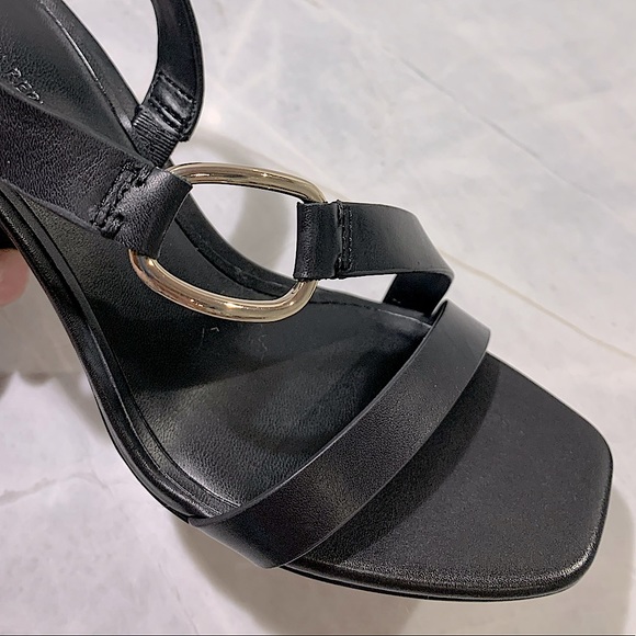 NIB Banana Republic black strapy leather 4” block heel with silver ring Size 8.5 - Picture 3 of 11